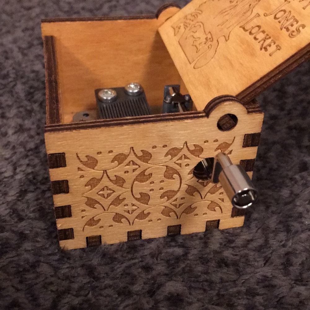 Pirates of the Caribbean music box - Picture 3 of 5